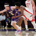 urlhttps3A2F2Fcalifornia-times-brightspot.s3.amazonaws.com2F2d2F522F9e14caf545179f1ca0923dc3f0792F1552568-sp-nba-first-round-lakers-rockets-game-five-rcg-019.jpg